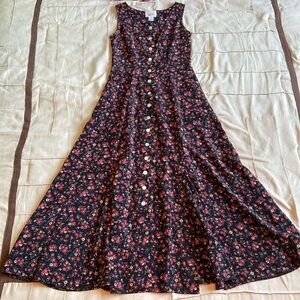 Vintage-style Button Summer Dress